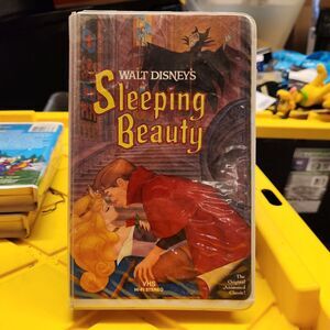 Sleeping Beauty VHS Disney Clamshell Black Diamond